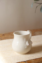 Load image into Gallery viewer, ⭐️ Cream Boob Mug #004
