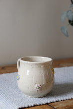 Load image into Gallery viewer, Flower Mug 🌸 #041
