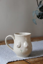Load image into Gallery viewer, Boob + Flower Mug🌷 #052
