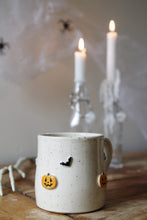 Load image into Gallery viewer, Pumpkin + Bat Mug🎃🖤#041
