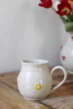 Load image into Gallery viewer, Flower Mug🌼#043
