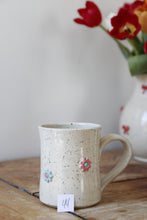 Load image into Gallery viewer, Flower Mug🌼#044
