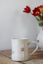 Load image into Gallery viewer, Flower Mug🌼#044
