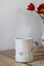 Load image into Gallery viewer, Flower Mug🌼#044
