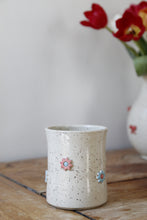 Load image into Gallery viewer, Flower Mug🌼#044
