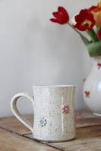 Load image into Gallery viewer, Flower Mug🌼#044
