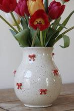 Load image into Gallery viewer, Bow Vase

