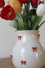 Load image into Gallery viewer, Bow Vase
