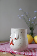 Load image into Gallery viewer, Lobster Boob Mug🦞❤️#001
