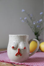 Load image into Gallery viewer, Lobster Boob Mug🦞❤️#004
