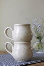 Load image into Gallery viewer, Mr &amp; Mrs Mugs❤️#057
