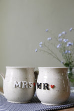 Load image into Gallery viewer, Mr &amp; Mrs Mugs❤️#062
